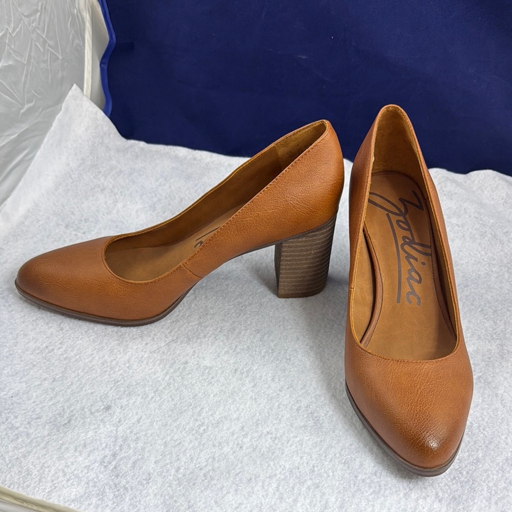 Zodiac Women's Brown Pumps